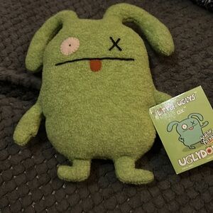 Ugly dolls medium Ox clip on Wage 2 items